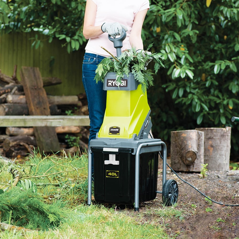 RYOBI sjeckalica vrtnog otpada RSH2545B - Slika 3
