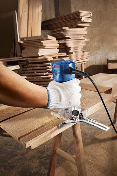 BOSCH jednoručna glodalica GKF 550 - Slika 5
