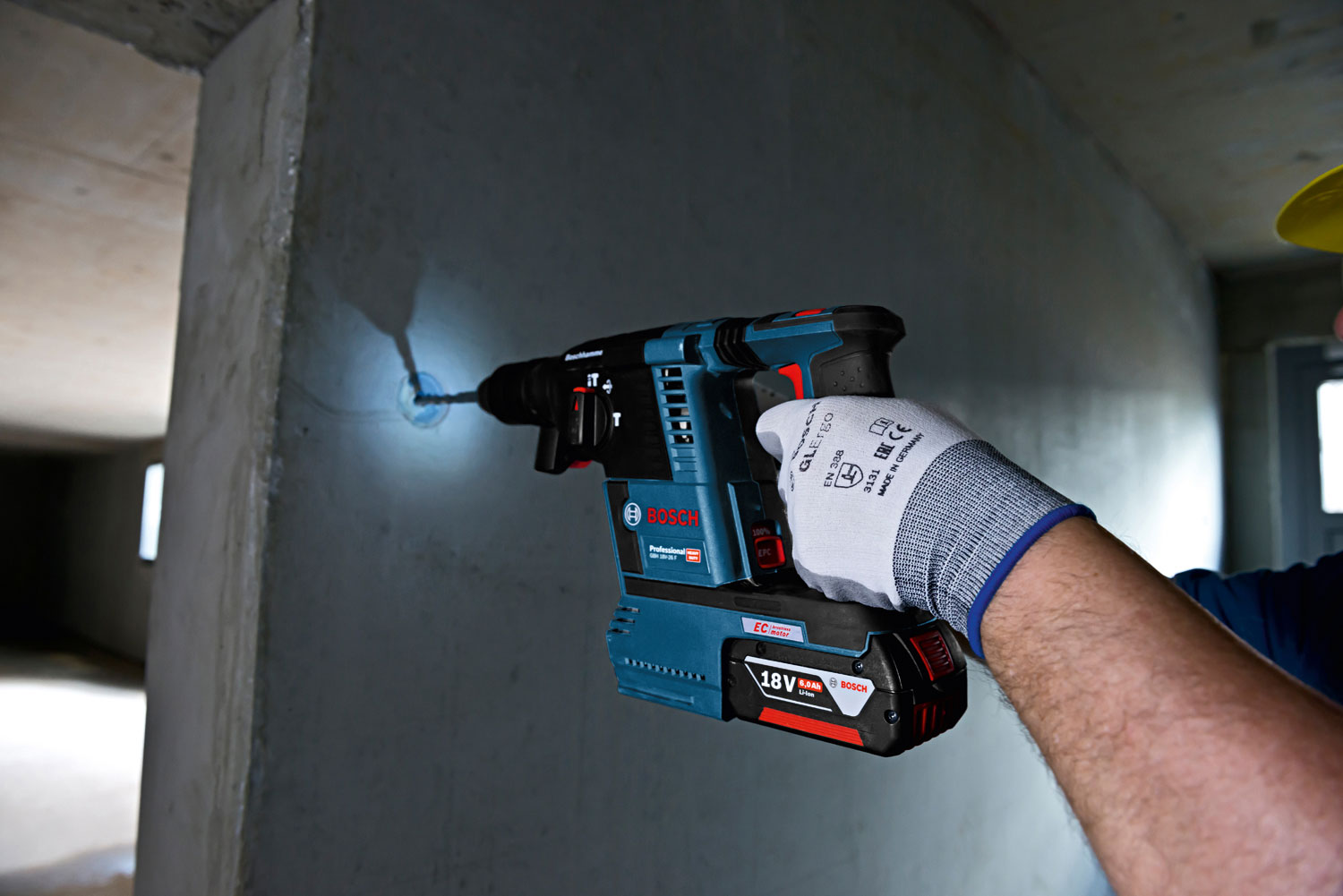 BOSCH aku bušaći čekić GBH 18V-26 18V bez baterije - Slika 4