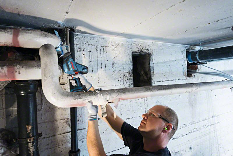 BOSCH aku sabljasta pila GSA 18 V-Li C 2xAku 18V 5,0Ah L-Boxx - Slika 2
