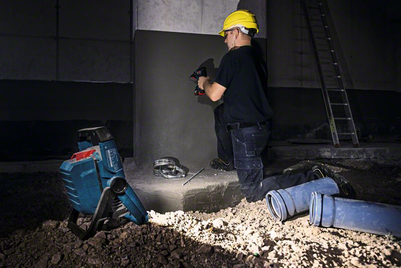 BOSCH aku svjetiljka GLI 18V-2200 C 18V bez baterije - Slika 2