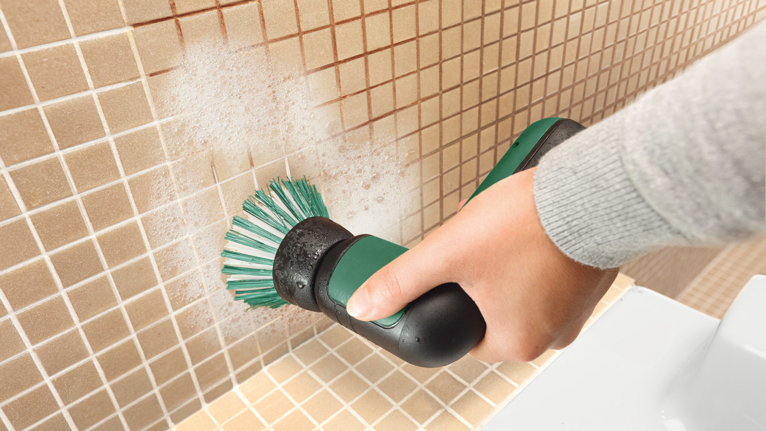 BOSCH aku alat za čišćenje UniversalBrush 3,6V 1,5 Ah - Slika 3