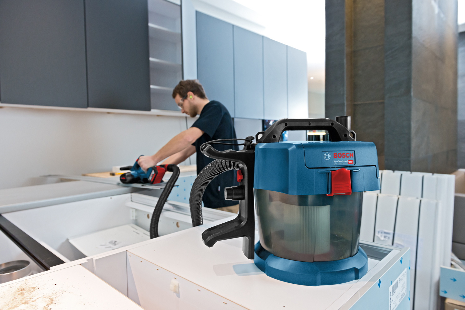 BOSCH aku usisavač GAS 18V-10L bez baterije + pribor - Slika 6