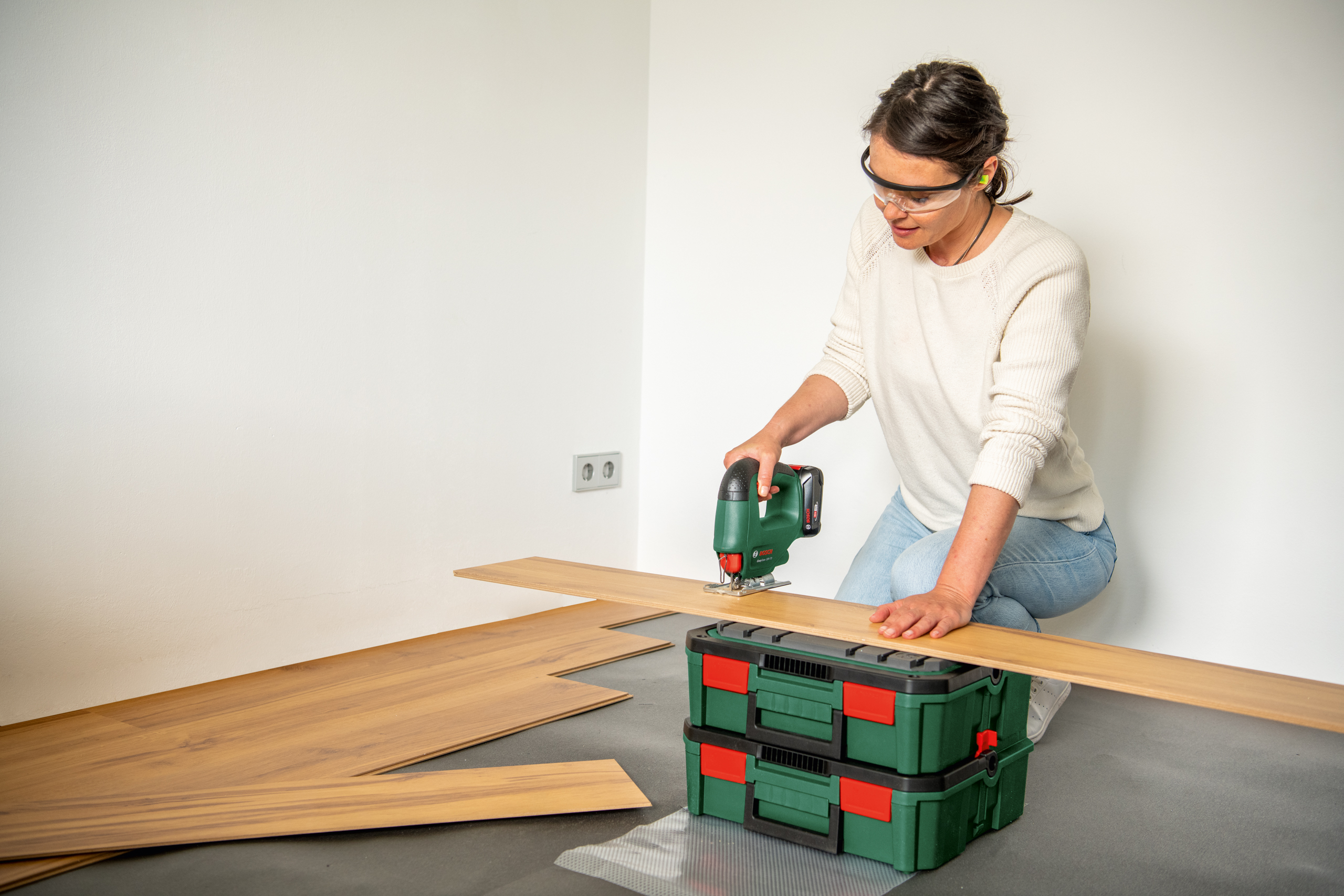 BOSCH aku ubodna pila EasySaw 18V-70 18V bez baterije - Slika 2