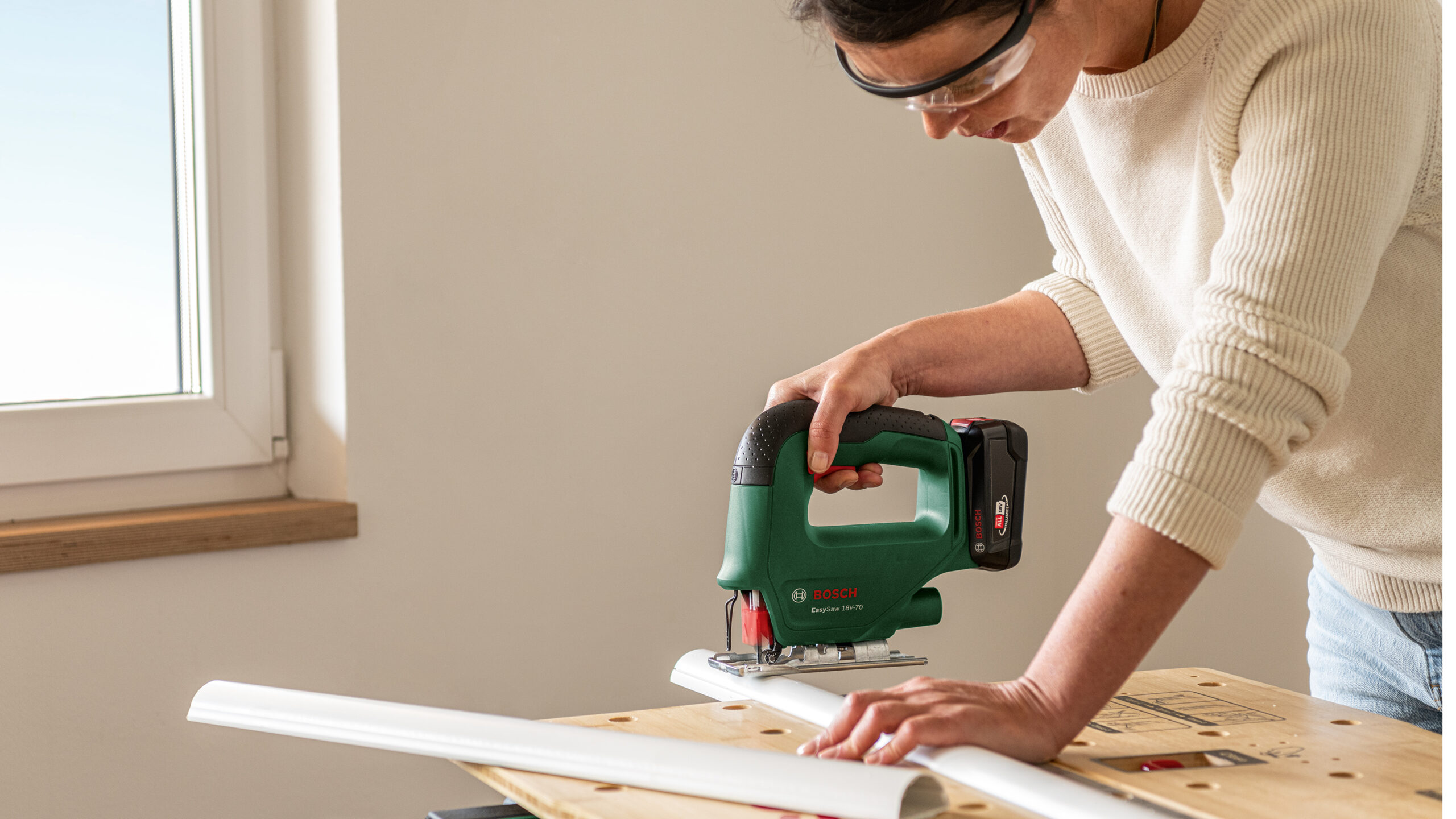 BOSCH aku ubodna pila EasySaw 18V-70 18V bez baterije - Slika 4