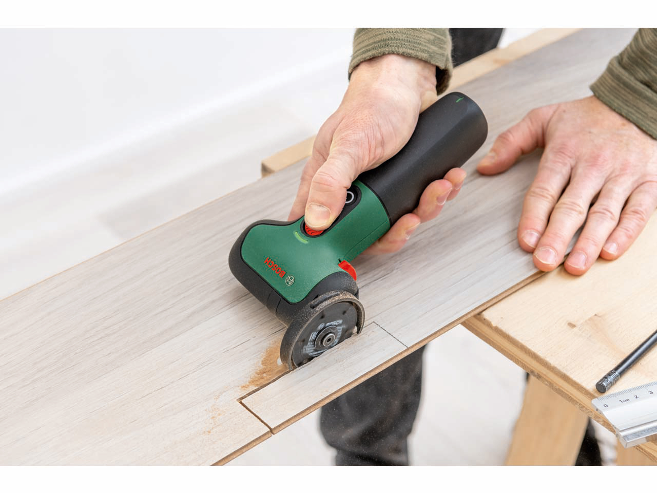BOSCH aku kutna brusilica EasyCut&Grind 7,2V - Slika 4