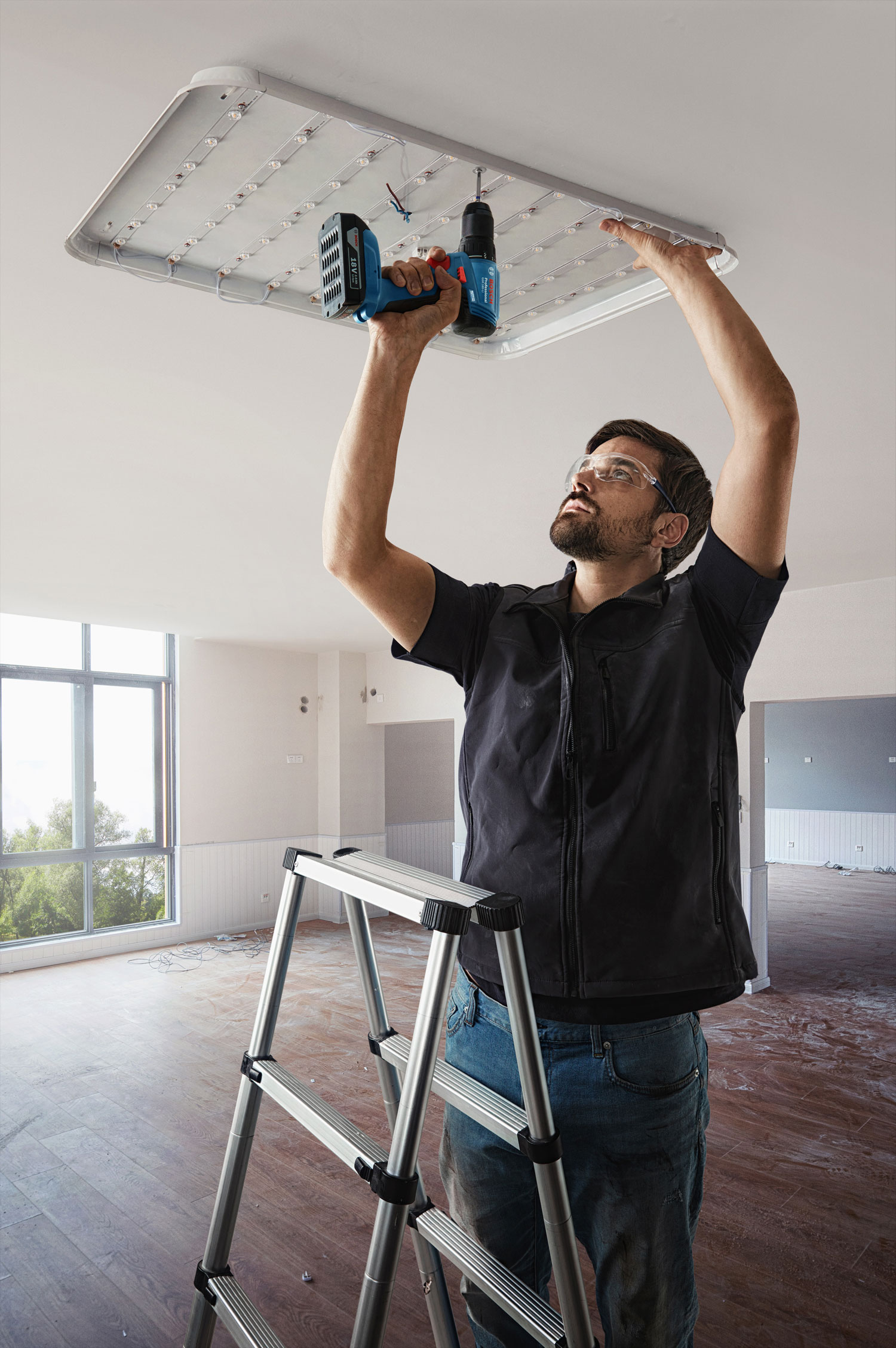 BOSCH aku udarna bušilica-izvijač GSB 185-Li 2xAku 18V 2,0Ah kovčeg - Slika 5