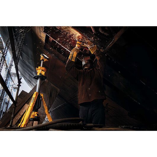 DEWALT aku svjetiljka na stalku DCL079-XJ XR 18V bez baterije - Slika 6