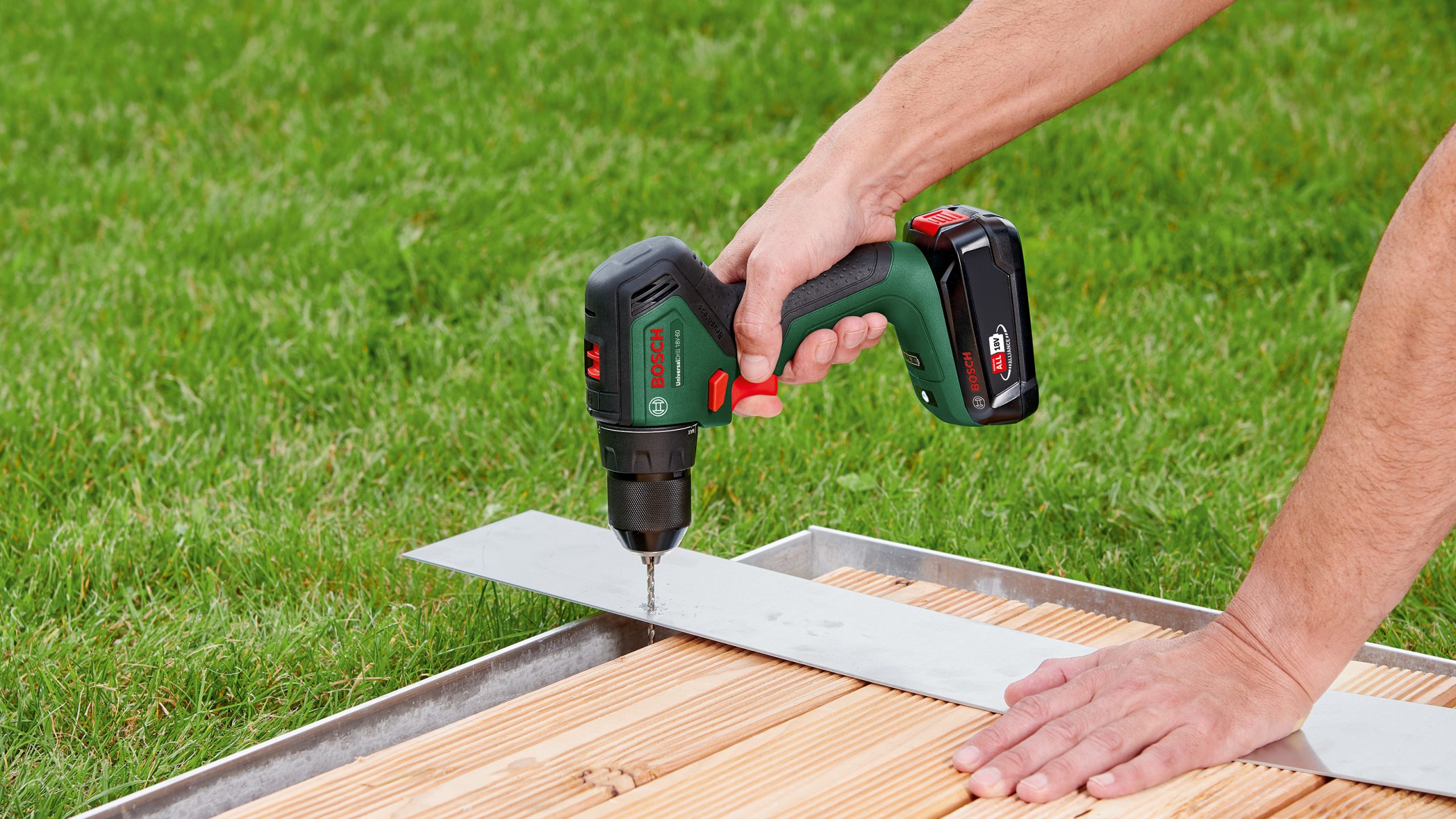 BOSCH aku bušilica-odvijač UniversalDrill 18V-60 18V 2,0Ah kovčeg - Slika 13