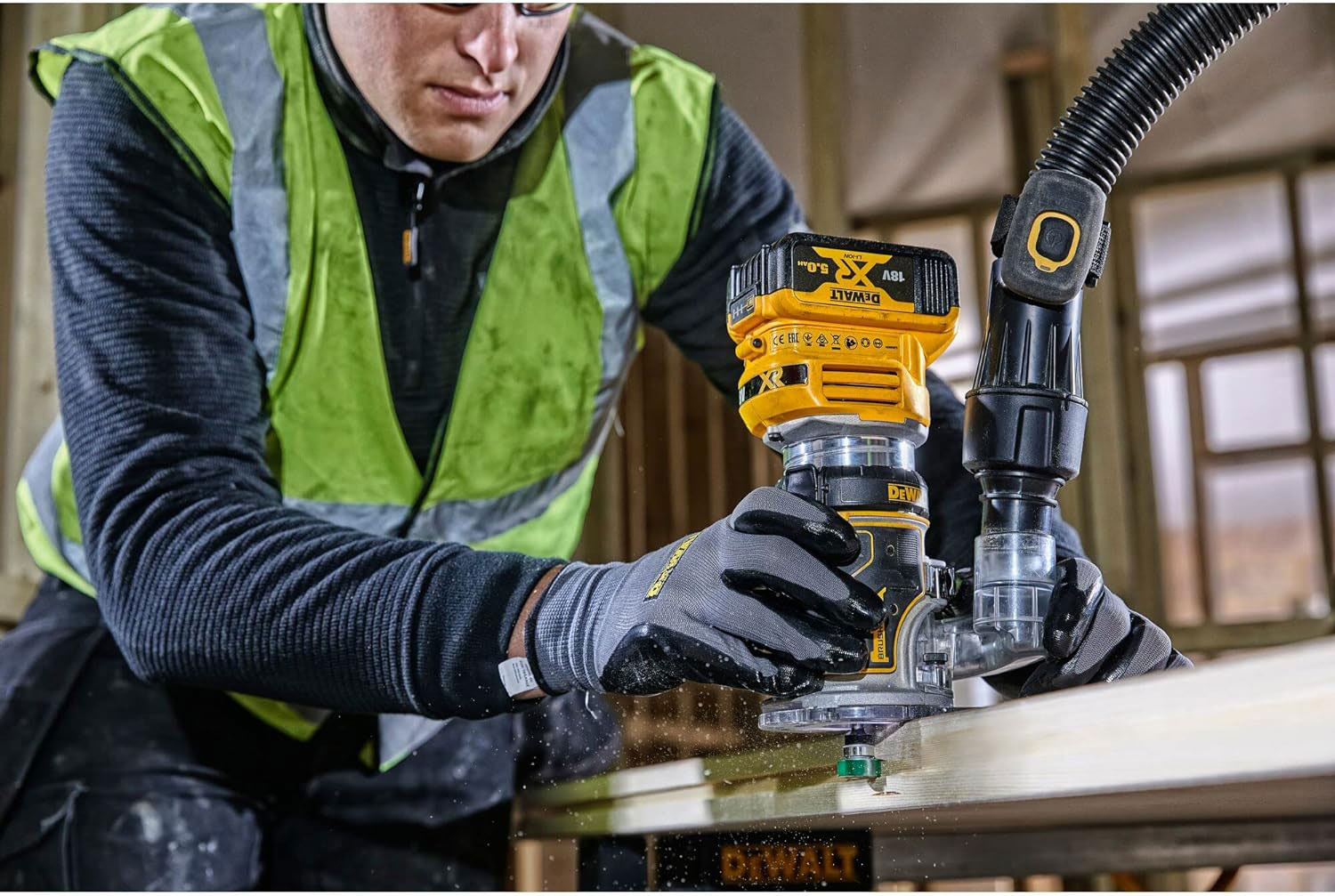 DEWALT aku glodalica DCW604NT-XJ XR 18V bez baterije kovčeg - Slika 2