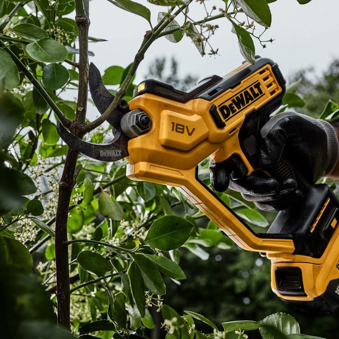 DEWALT aku škare za grane DCMPP568N-XJ XR 18V bez baterije - Slika 4