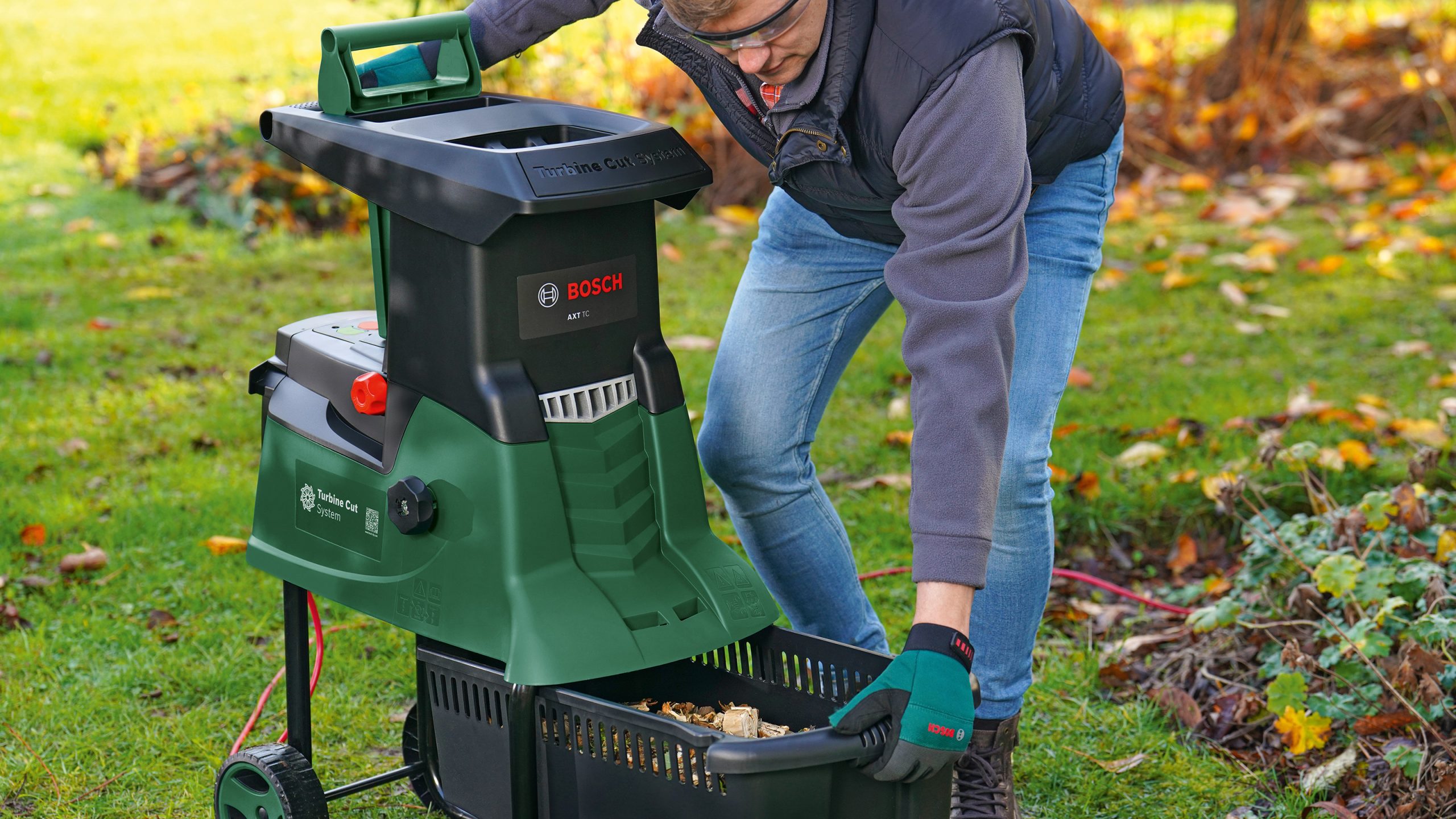 BOSCH tiha sjeckalica vrtnog otpada AXT 25 TC - Slika 4