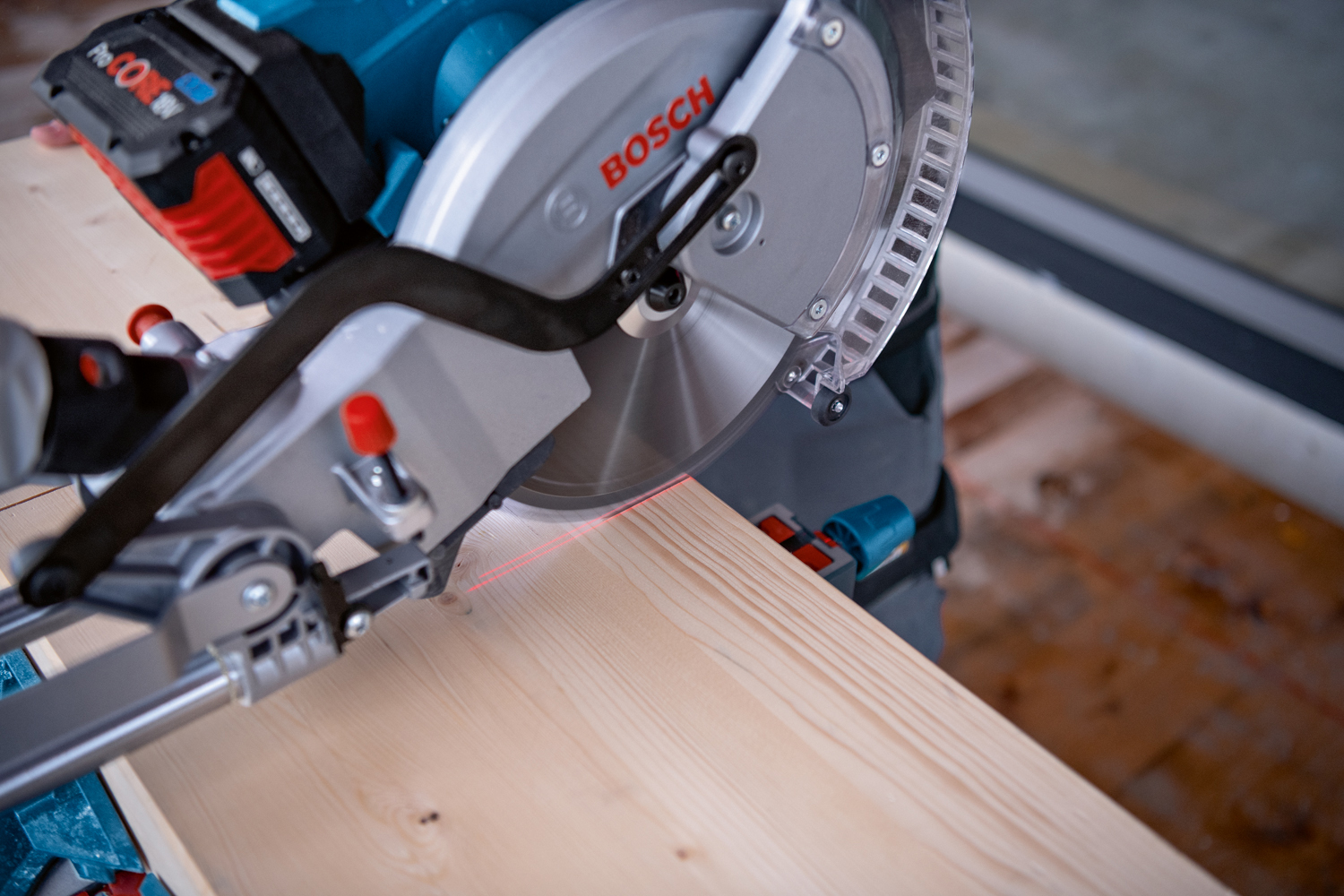 BOSCH aku potezno-nagibna pila GCM 18V-254 D 18V bez baterije - Slika 10