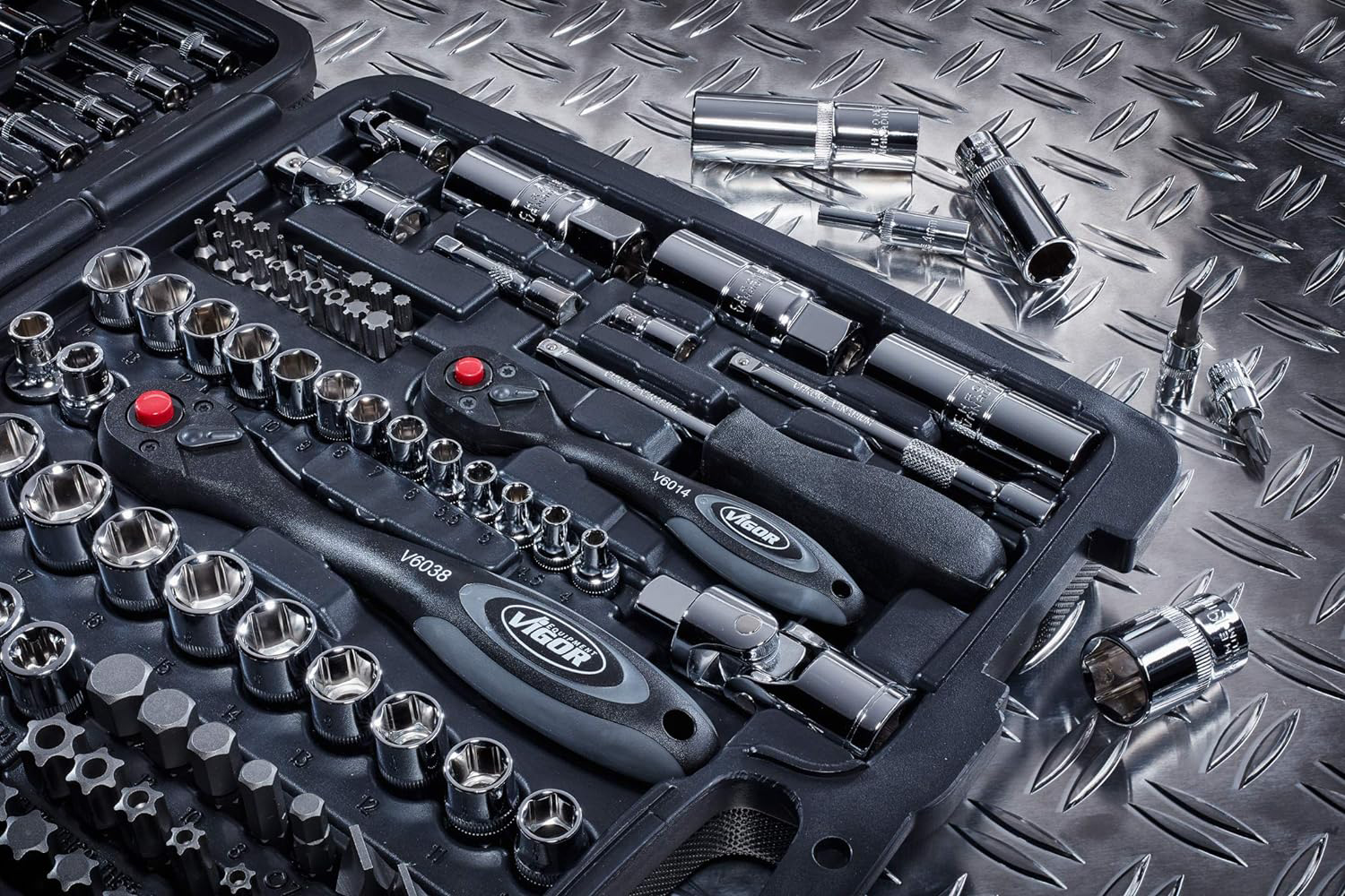 VIGOR set nasadnih ključeva 1/2" 1/4" 3/8" 172 dj. V2461-VOR - Slika 4