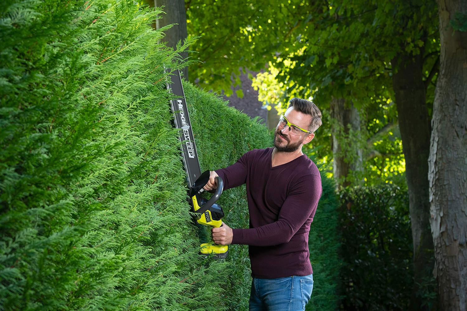 RYOBI aku škare za živicu RY18HT55A-140 18V 4,0Ah - Slika 4