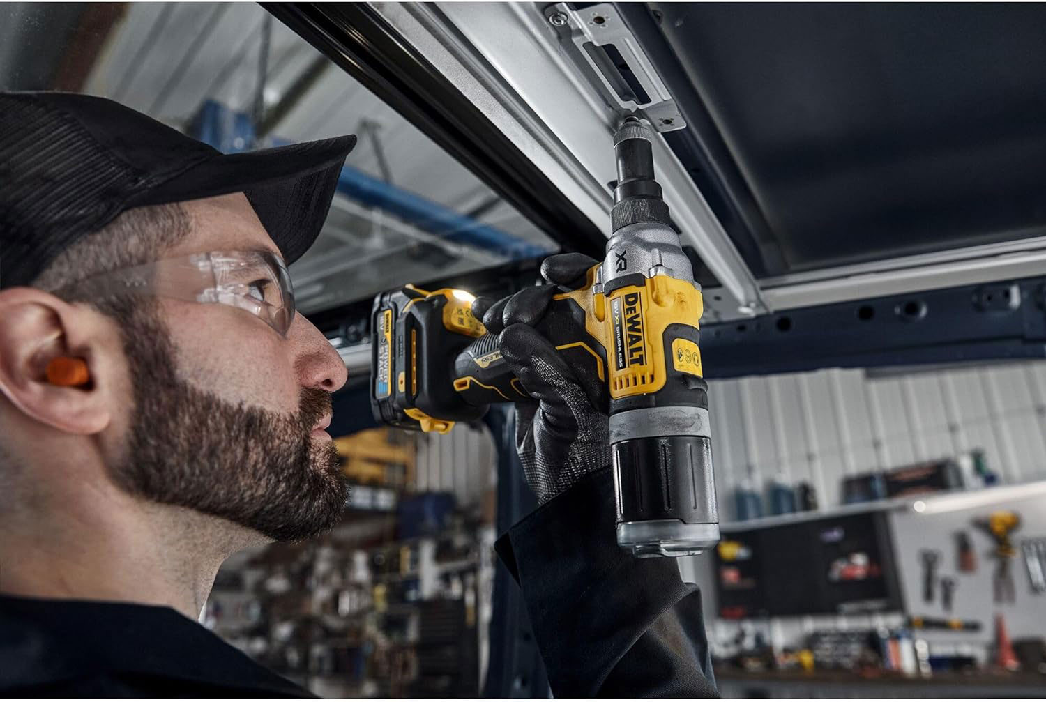 DEWALT aku pištolj za zakovice DCF403NT-XJ XR 18V bez baterije kovčeg - Slika 7