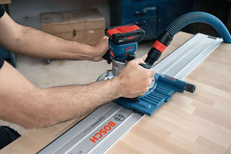 BOSCH aku glodalica za rubove GKF 18V-8 18V bez baterije kovčeg + pribor - Slika 5