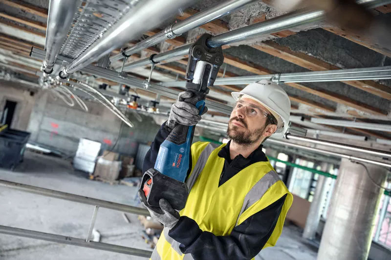 BOSCH aku alat za prešanje GPT 18V-32 + M čeljusti bez baterije kovčeg - Slika 3