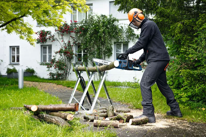 BOSCH aku lančana pila GKE 18V-40 18V bez baterije - Slika 3