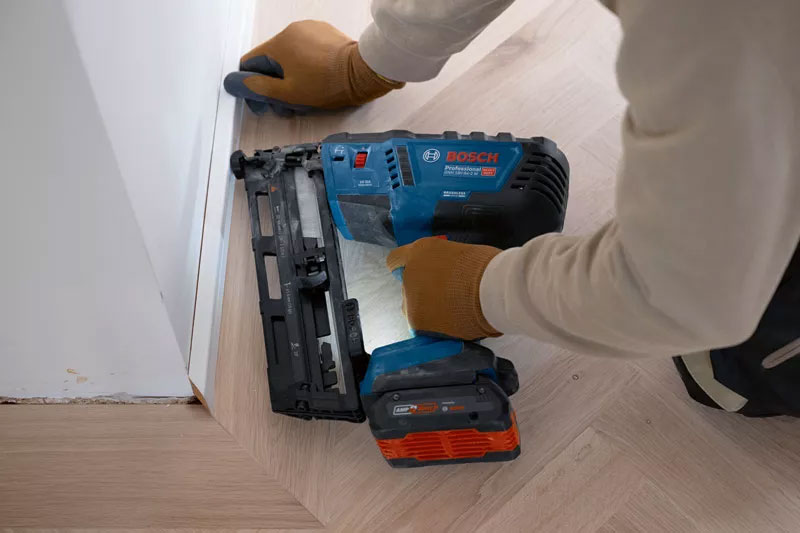 BOSCH aku pištolj za čavle GNH 18V-64-2 18V bez baterije - Slika 2