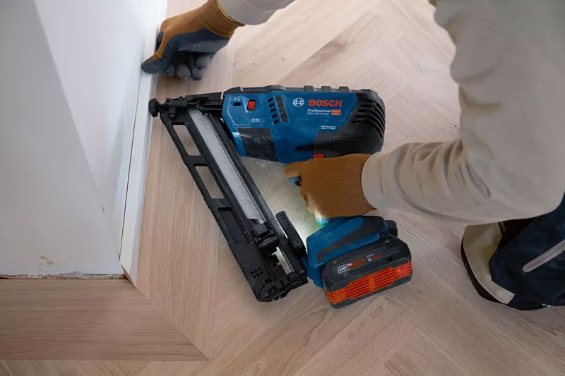 BOSCH aku pištolj za čavle GNH 18V-64 MD 18V bez baterije L-Boxx - Slika 5
