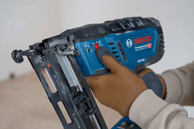 BOSCH aku pištolj za čavle GNH 18V-64-2 18V bez baterije - Slika 3