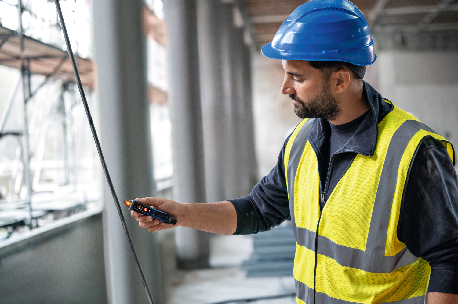 BOSCH ispitivač napona beskontaktni GVD 1000-17 - Slika 3