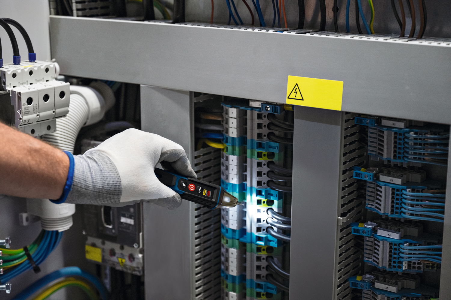 BOSCH ispitivač napona beskontaktni GVD 1000-17 - Slika 4