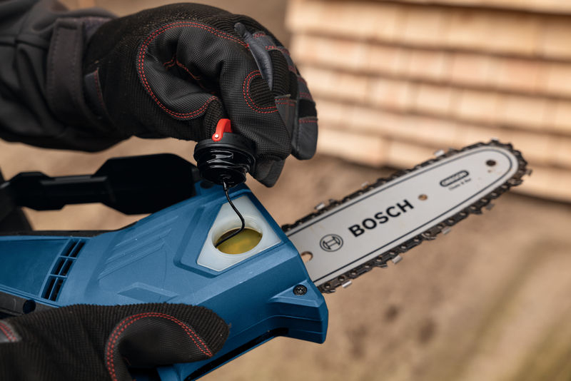 BOSCH aku lančana pila za grane GKE 18V-20 18V bez baterije - Slika 6