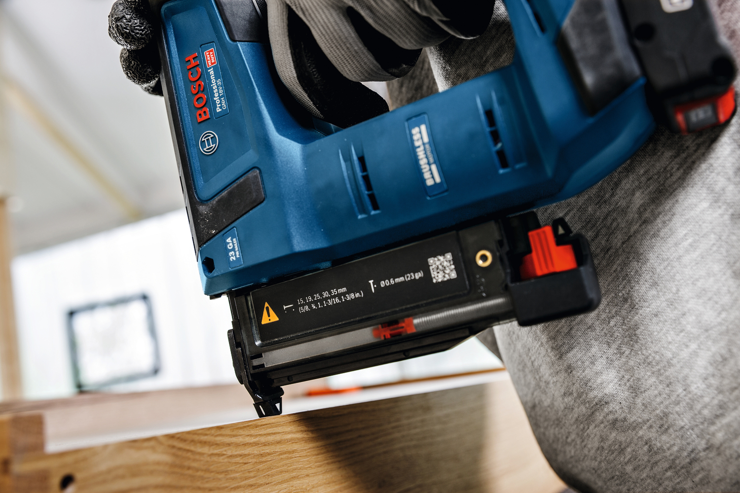 BOSCH aku pištolj za čavle GNH 18V-35 18V bez baterije L-Boxx - Slika 4