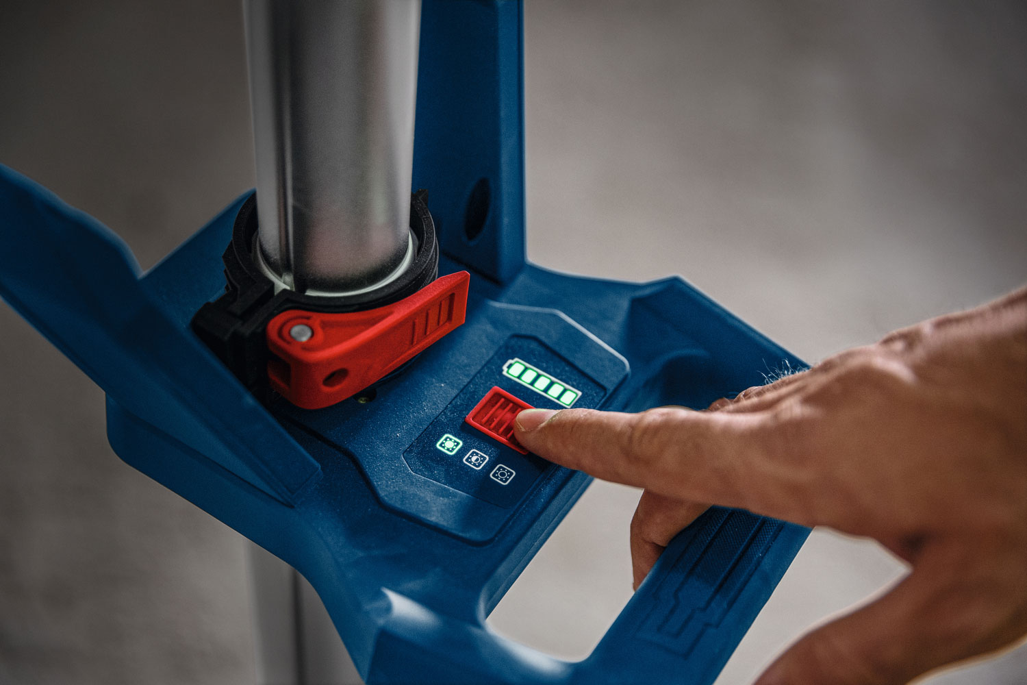 BOSCH aku svjetiljka na stalku GLT 18V-5000 18V bez baterije - Slika 4