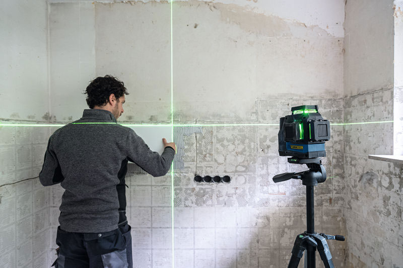 BOSCH križni laserski nivelir GLL 12V-100-33 CG 12V bez baterije - Slika 6